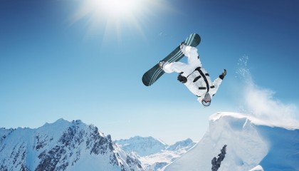 kaiyun.com-欧冠门将的“铁壁”防线，记录统计盘点，欧冠门神